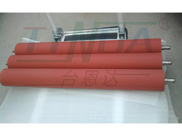 印刷廠膠輥膨脹和收縮的原因